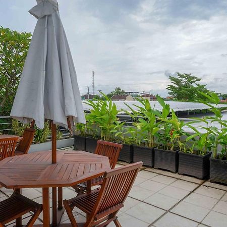 Sans Hotel Absari Yogyakarta Jarakan Buitenkant foto