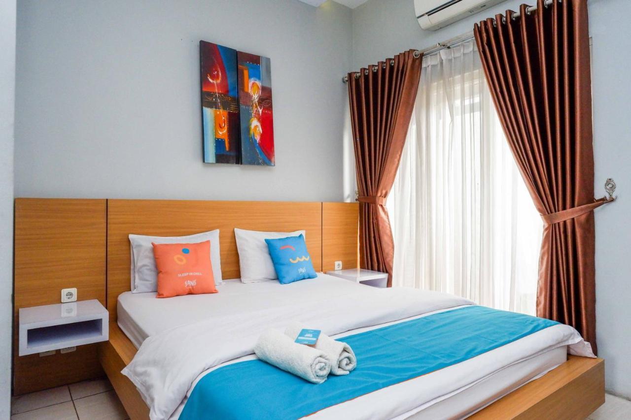 Sans Hotel Absari Yogyakarta Jarakan Buitenkant foto